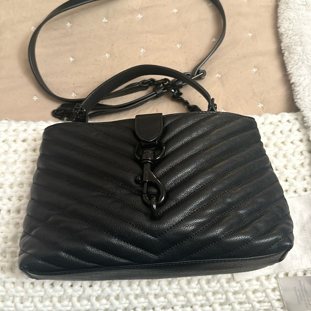Top handle or cross body in good condition